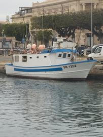 barca da pesca professionale 