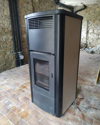 Stufa Palazzetti Ecofire Idro 15kw Anita