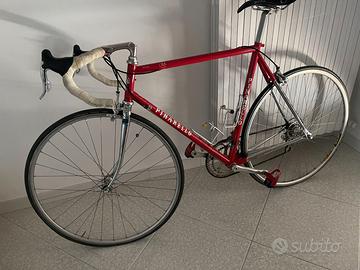Pinarello Dyna 55 cm Campagnolo Chorus 10v Mavic