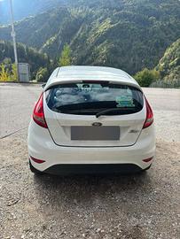 Ford Fiesta GPL 5 porte