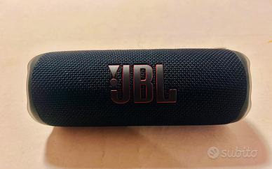 Cassa bluetooth Jbl flip 6 nera nuova
