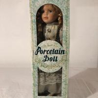 Porcelain Doll The Princess Collection In Scatola