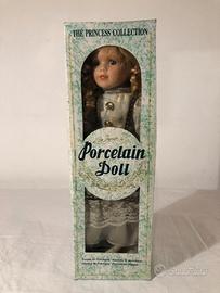 Porcelain Doll The Princess Collection In Scatola