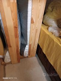 due letti matrimoniali con materasso 