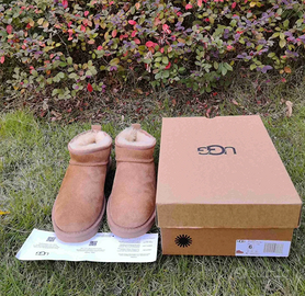 Stivaletti da donna UGG Ultra Mini Chestnut 37