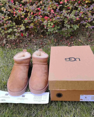 Stivaletti da donna UGG Ultra Mini Chestnut 37