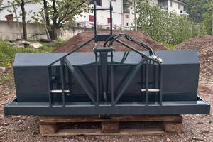 Paletta idraulica trattore su misura