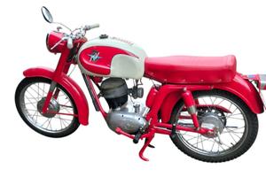 Moto d'epoca mv agusta 125 anno '61