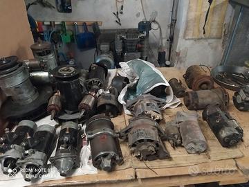 Ricambi d'epoca vintage in blocco