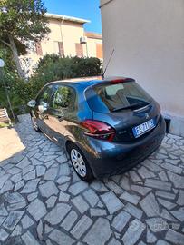 peugeout 208 diesel
