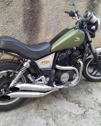 HONDA VT 500 CUSTOM