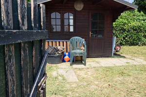 Magazzino/casetta con giardino