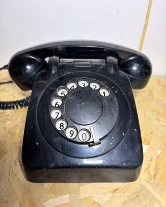 Telefono fisso vintage nero