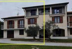 Immobile in asta di 216 m² con 4 locali e box auto
