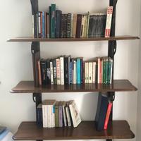 Libreria artigianale in ferro battuto