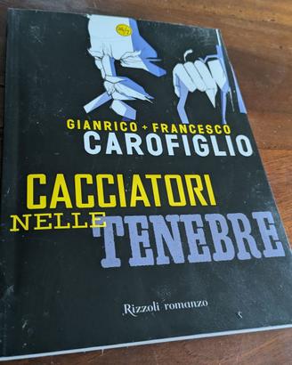 Cacciatori nelle tenebre Gianrico Carofiglio Fumet