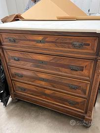 Cassettone con top in marmo