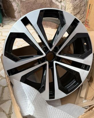 N4 cerchi in lega Audi originale da 21”