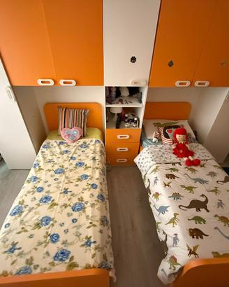 Camera da letto conpleta per bambini