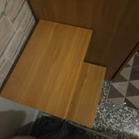 Comodino in legno con 2 cassetti