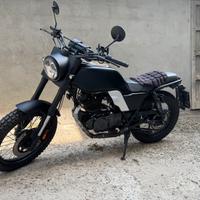 Cafe racer Brixton Felsberg 250