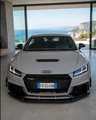 Audi TTRS 2.5 TFSI S-TRONIC 