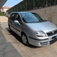 auto monovolume