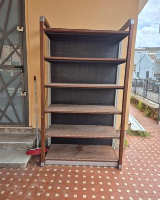 scaffale