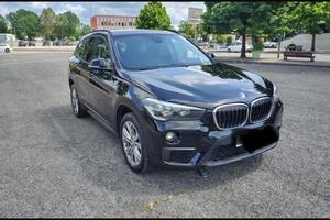 BMW x1 sDrive advantage TETTO PANORAMICO APRIBILE