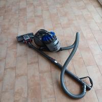 aspirapolvere dyson modello dc37c total allergy