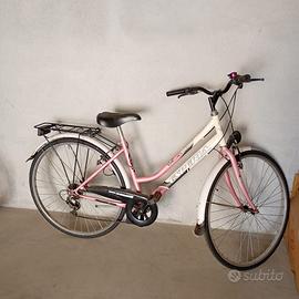 Bicicletta da donna da passeggio