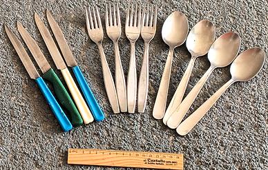 Set posate 4 persone colorate