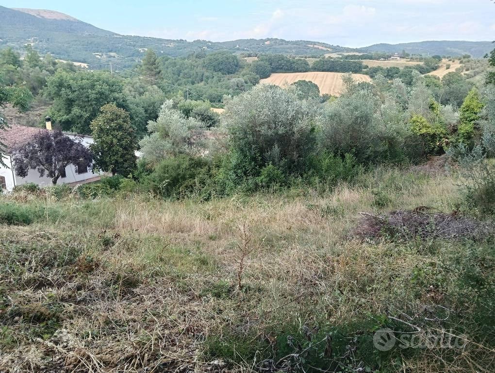 Terreno di 1000 m² a Corciano - Vista 2