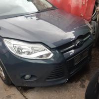 ford focus  del 2015 per pezzi di ricambio