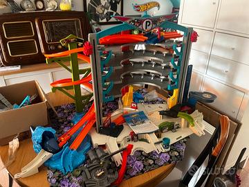 GARAGE HOTWHEELS CMP80