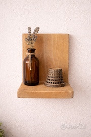 Mensola angolare in legno riciclato