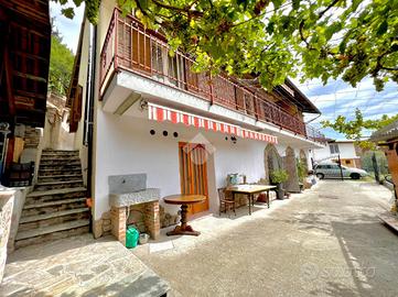 VILLA SINGOLA A ALBUGNANO