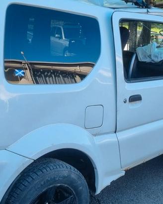 SUZUKI JIMNY 2010- PER RICAMBI