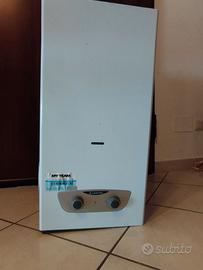 Scalda acqua GPL 11 litri Ariston