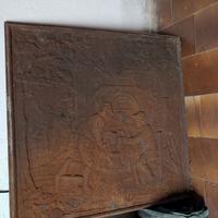 Riquadro in ghisa per caminetto
