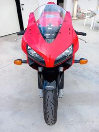 Honda CBR 600 rr prima serie 2003 con 10.000 km