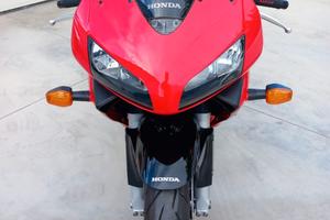 Honda CBR 600 rr prima serie 2003 con 10.000 km