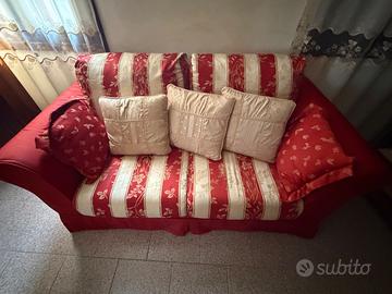 divano letto a una piazza e mezza