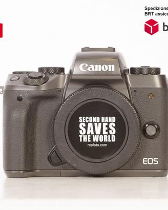 Canon EOS M5 + Mount Adapter EF - EF-M