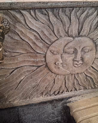 antico lavandino in pietra 