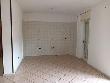 Privato appartamento zona Melito di Napoli