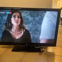 TV 42” marca LG HDr