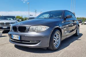 BMW 120i 3p. Futura