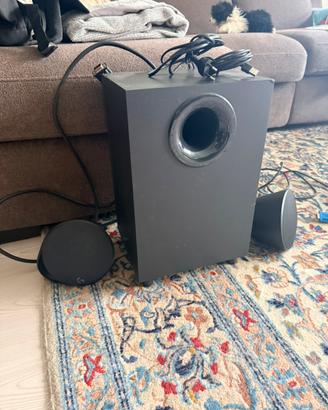 Sistema audio Logitech 2.1 con subwoofer e 2 casse