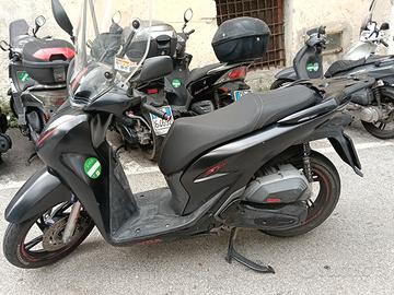 scooter sh 125